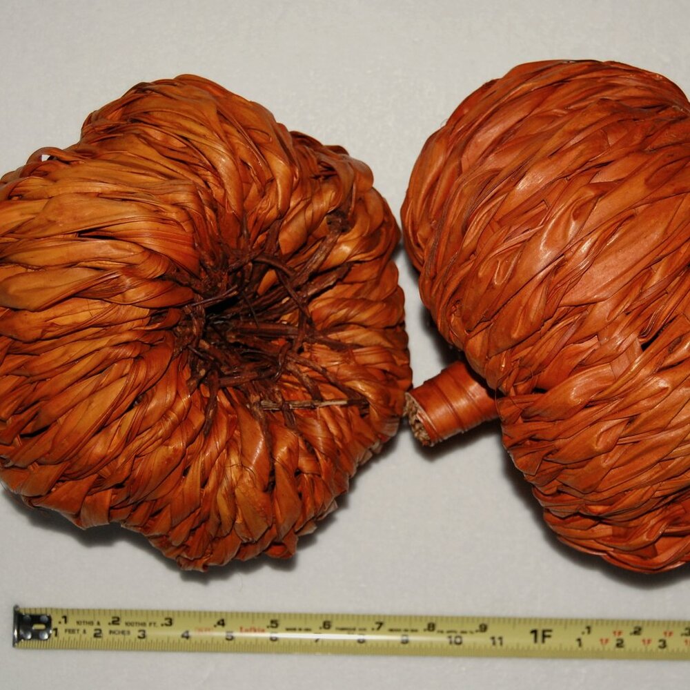 NWT Pier 1, Set of 2, 10" Dia., Halloween Bamboo Pumpkins - Picture 8 of 9